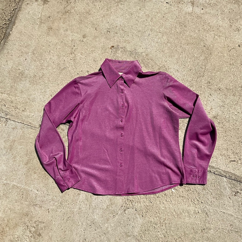 St. John’s bay iridescent slightly sheer vintage magenta top size Medium 90s y2k